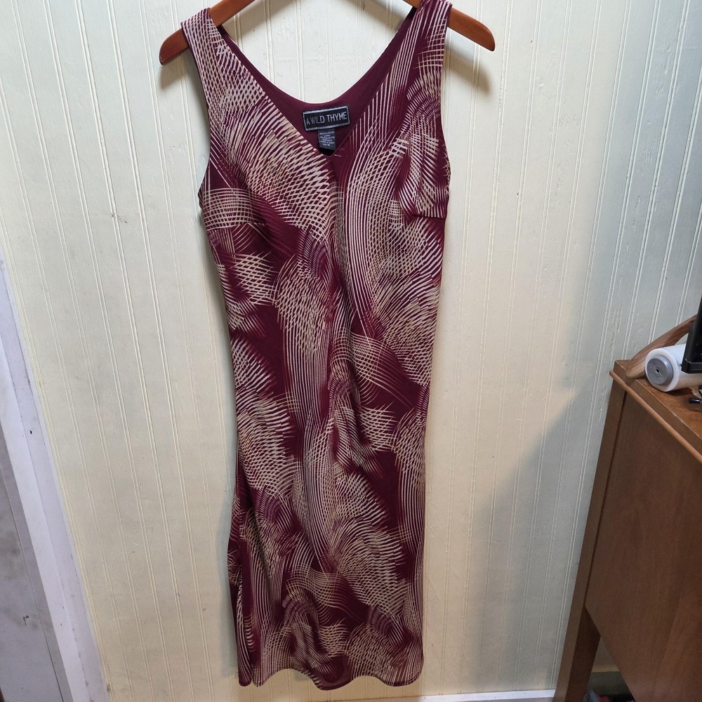 A Wild Thyme Dress Womens 10 Red Geometric Sleeveless Scoop Neck Sheath‎ Knee